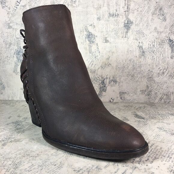Dolce Vita Harvie Ankle bootie - Picture 2 of 15
